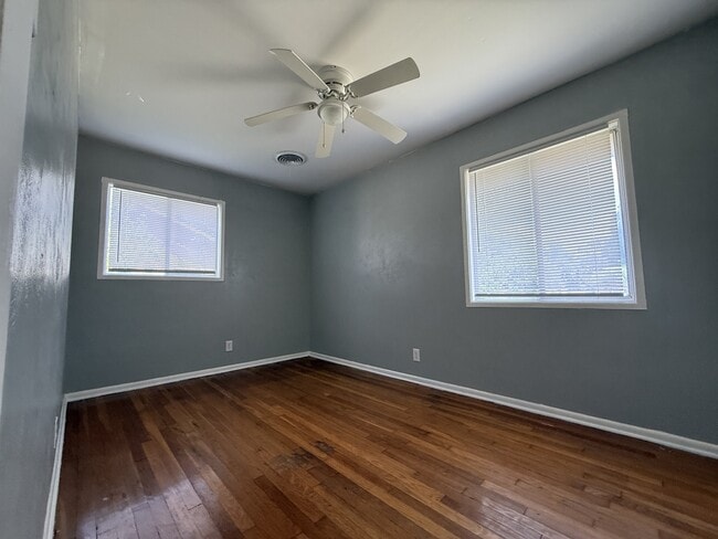 Building Photo - 1409 Metropolitan Dr