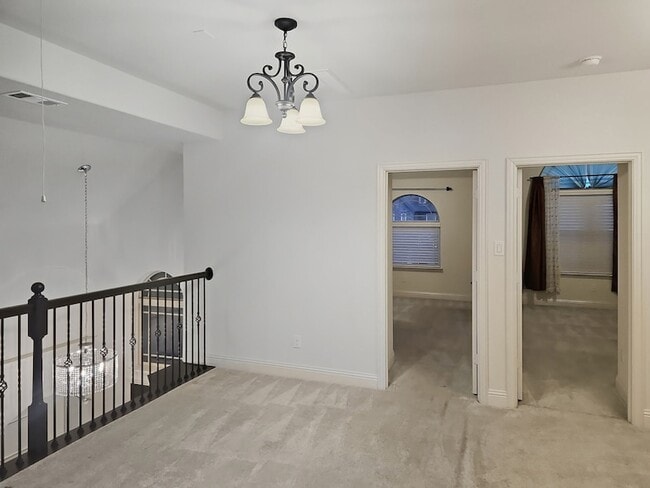 Building Photo - 5325 Center Hill Dr