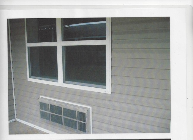 Primary Photo - Lincoln Terrace Apartments