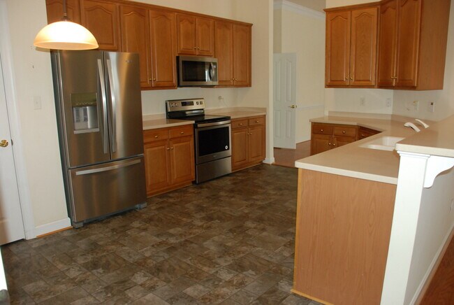 Building Photo - Renovated house for rent at Villages of We...