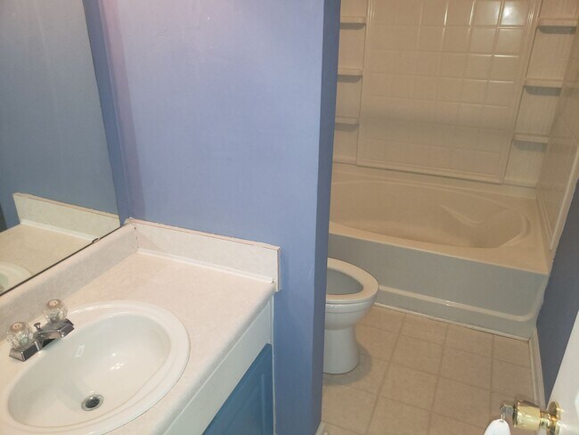 Building Photo - THE GOOD LIFE IN FAIRBURN