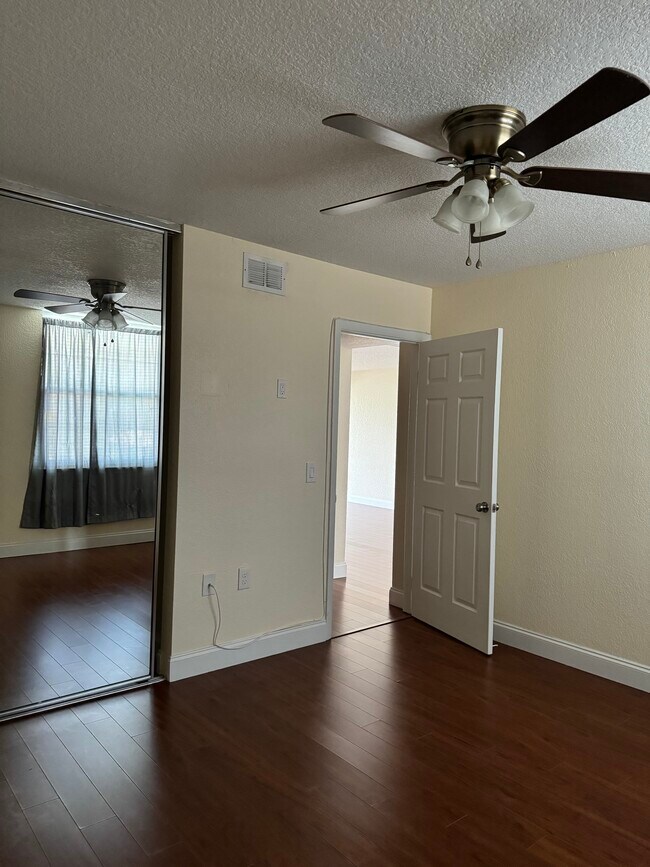 Building Photo - 3636 Whitehall Dr