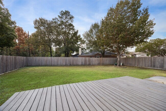 Building Photo - 25619 Oakridge Forest Ln