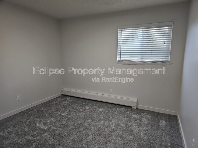Building Photo - 522 Bell Ct