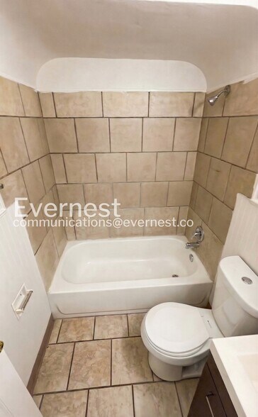 Building Photo - 9717 Dennis Dr