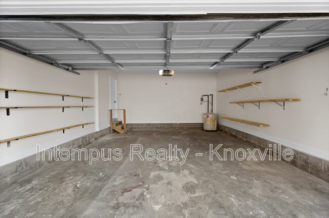 Building Photo - 7411 Cascade Meadows Way