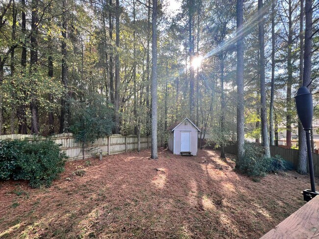 Building Photo - 109 Carmel Woods Ct