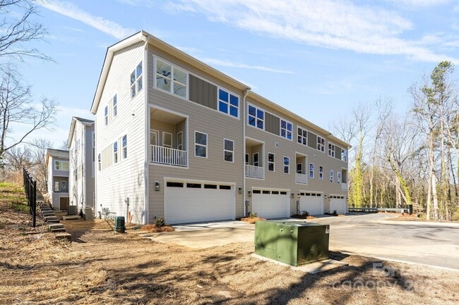 Building Photo - 3808 Odom Wy