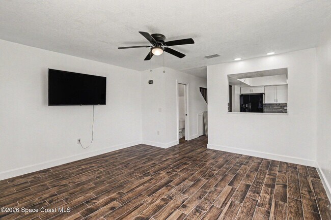 Building Photo - 2177 Stewart Rd