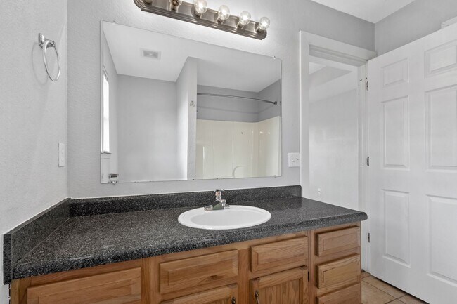 Building Photo - Great 3 bed/2 bath home in quiet Pea Ridge neighborhood!