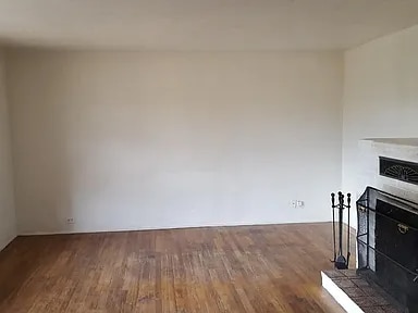 Building Photo - 126 Fiesta St