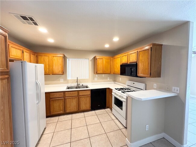 Building Photo - 4128 Rocky Beach Dr