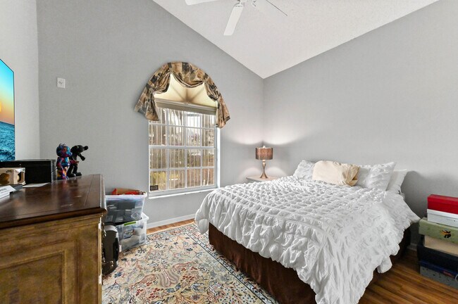 Building Photo - 8319 Horseshoe Bay Rd