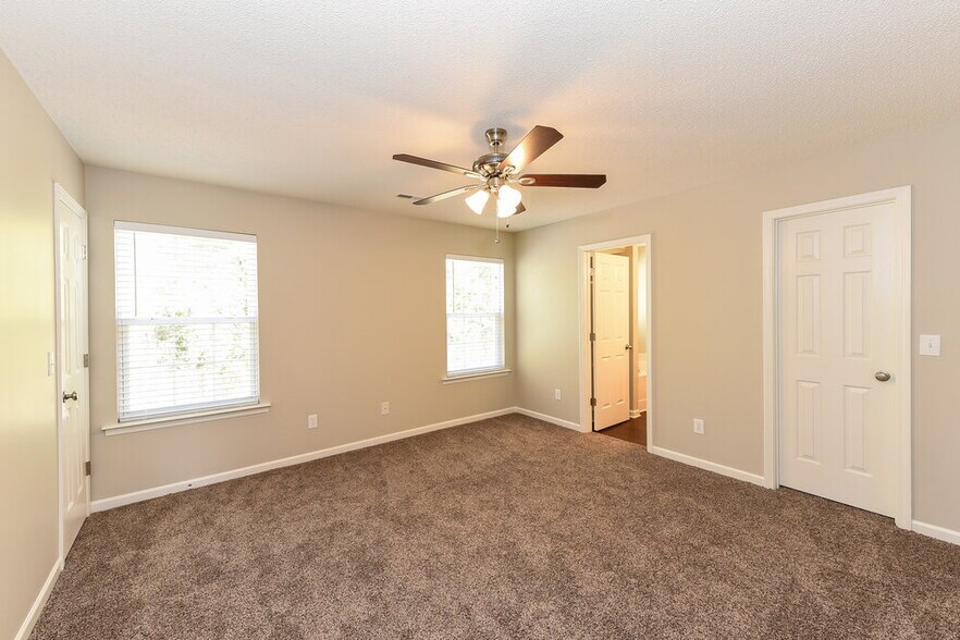 Building Photo - 7333 Brighton Hill Ln