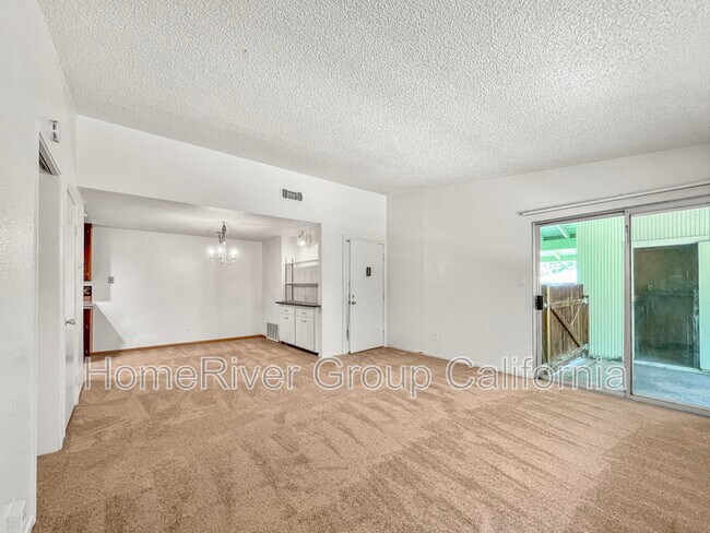 Building Photo - 3012 Sybil Way