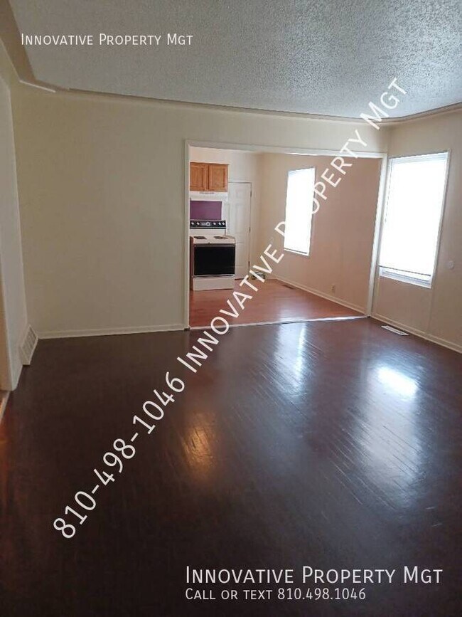 Building Photo - 2829 Plainfield Ave