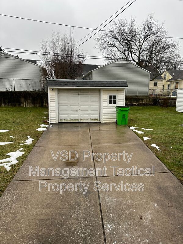 Building Photo - 12322 Garland Ave