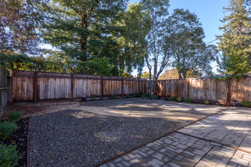 Building Photo - 1176 King St