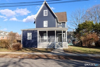 Building Photo - 55 Channing St