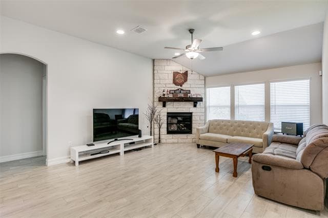 Building Photo - 9701 Creekmere Dr