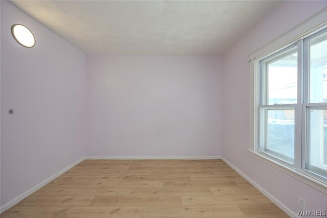 Building Photo - 769 19th St