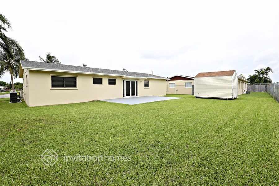 Building Photo - 11835 SW 119th Pl Rd