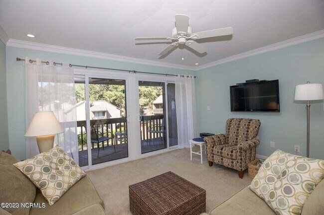 Building Photo - 250 Sugar Gum Ln