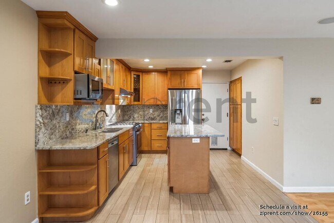 Building Photo - 6125 Linford Terrace