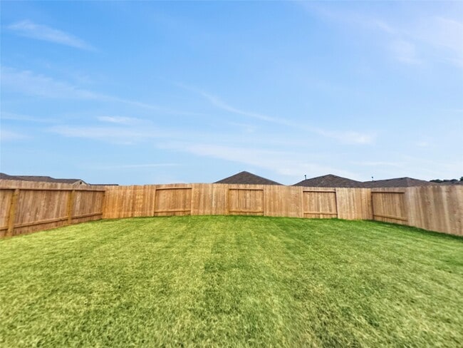 Building Photo - 31460 Moore Rd