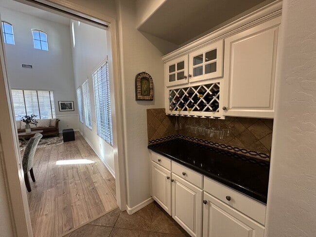 Building Photo - 4307 S Kimberlee Dr