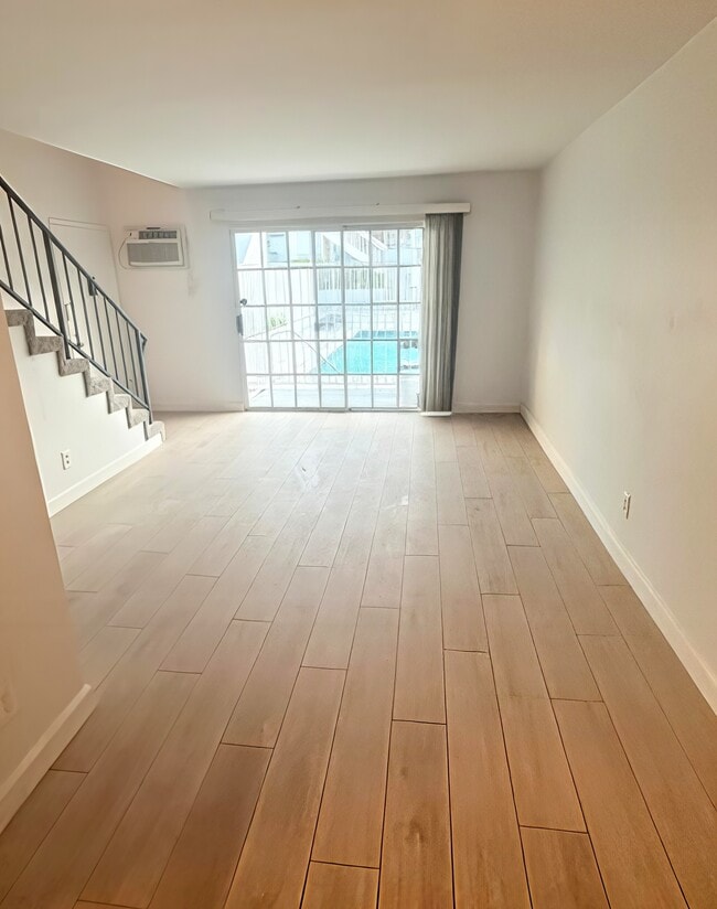 Living Room - 20930 Parthenia St