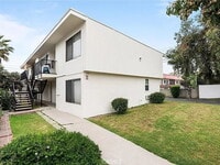 Building Photo - Charming 1-Bedroom Apartment in Convenient Azusa Location