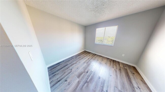 Building Photo - 15231 SW 80th St