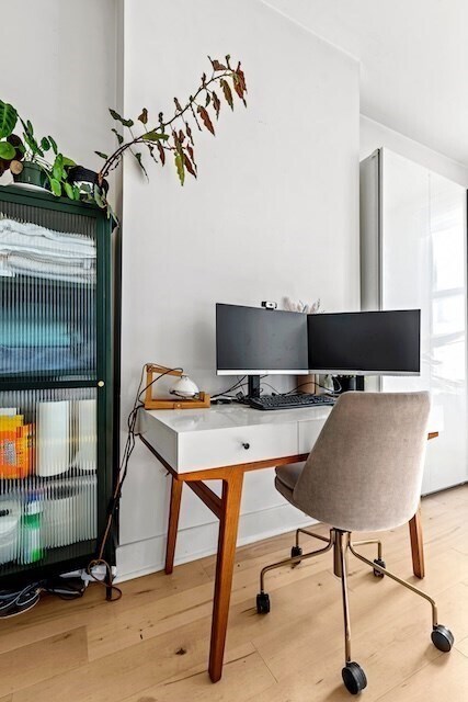 Building Photo - 70 Lincoln St