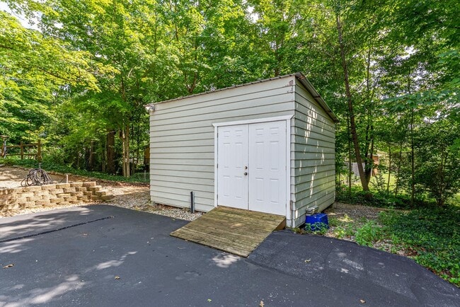 Building Photo - 9528 Gulf Park Dr