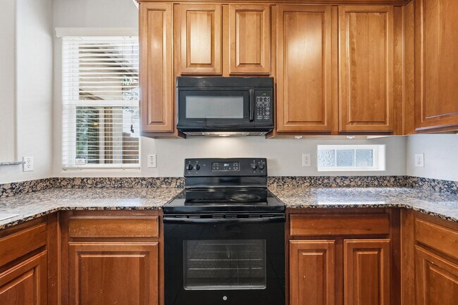 Building Photo - 1637 S Wildrose