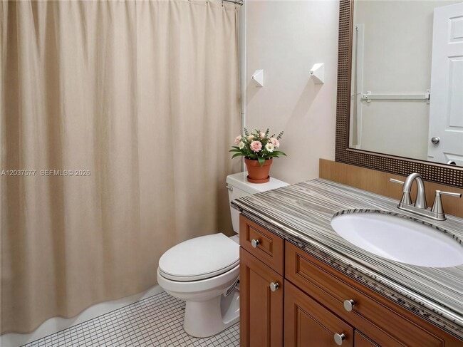Building Photo - Southwest 136th Place, Miami, FL 33175 - 3 BR 2 BA townhouse