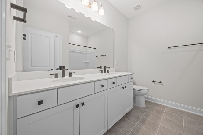 Building Photo - 2561 Legrande Way