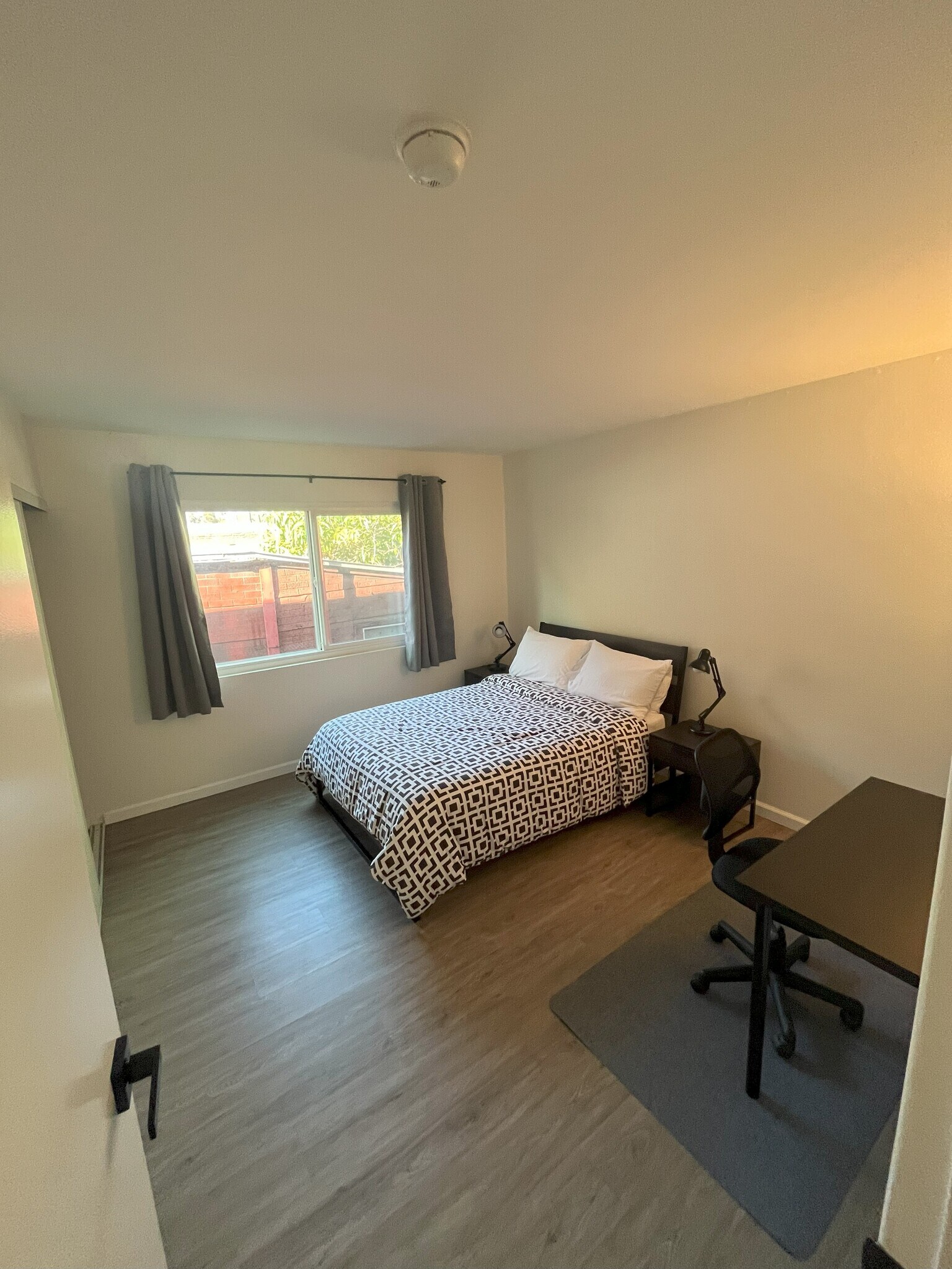 Bedroom 3 (Full bed) - 1924 Park Grove Ave