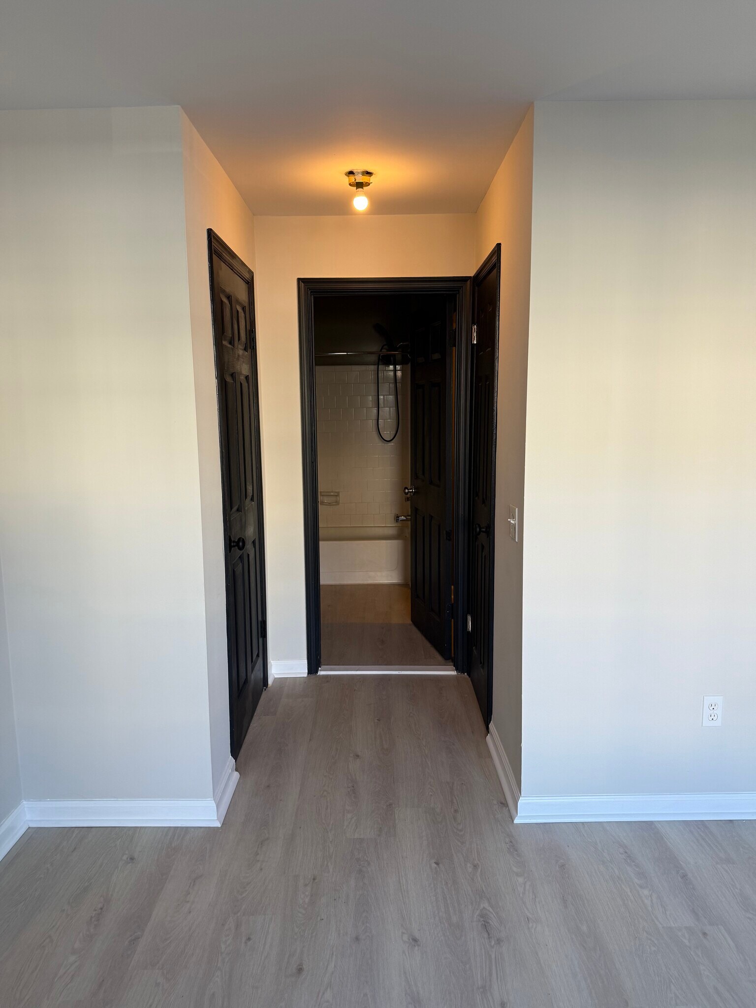 Building Photo - 114 Fort Evans Rd NE