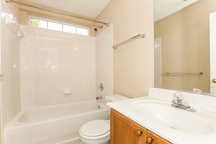 Building Photo - 4965 Hathwyck Ct NW