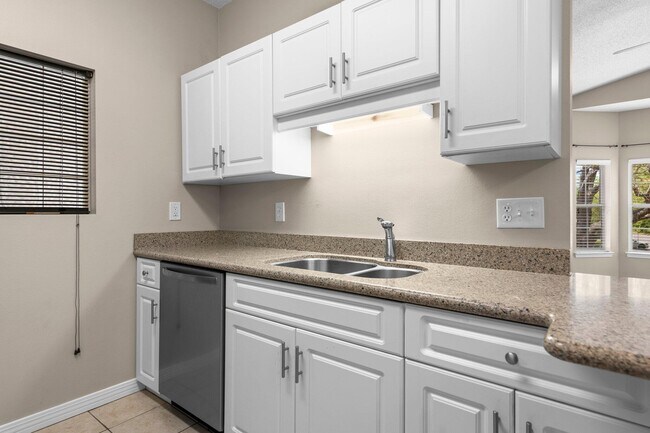 Building Photo - 1501 Partin Dr N