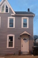 Building Photo - 518 George St