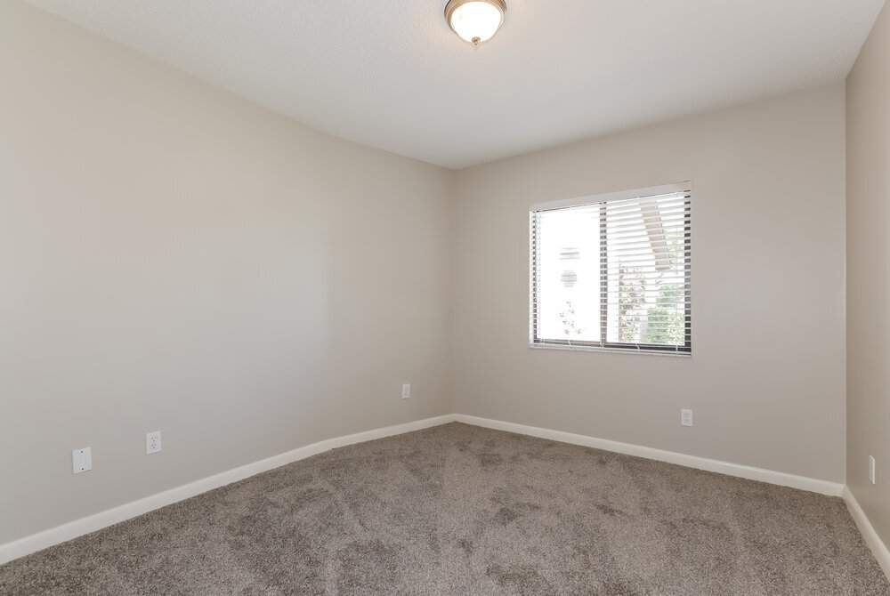 Building Photo - 16130 Gardendale Dr