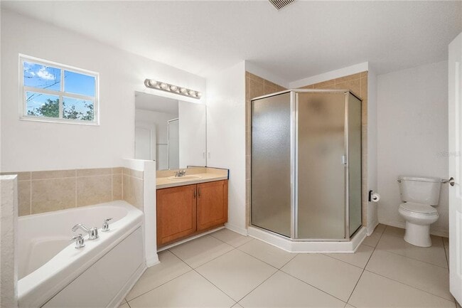 Building Photo - 9446 Leatherwood Ave