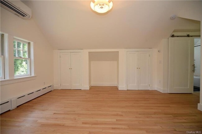 Building Photo - 5 Brevoort Rd