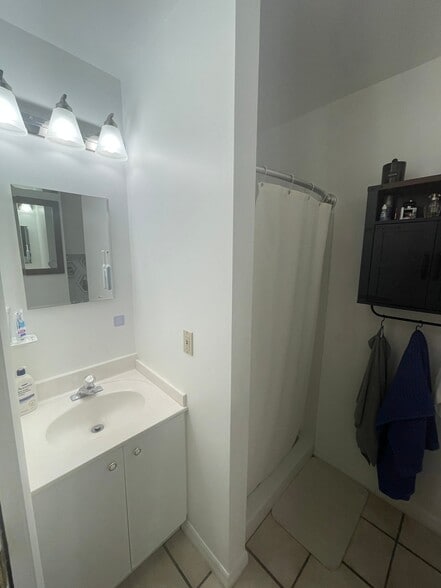 Building Photo - 17650 NW 77th Ct