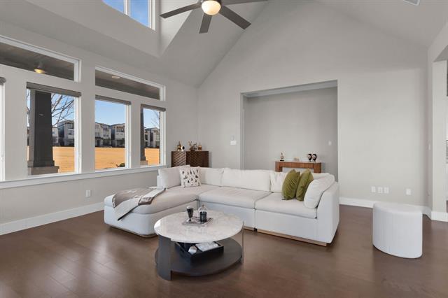 Building Photo - 7201 Avondale Dr