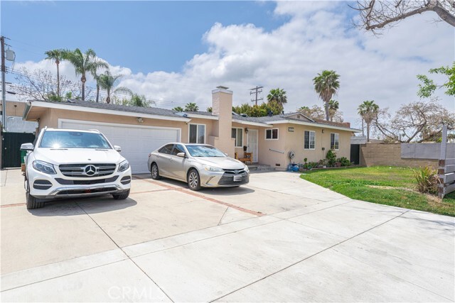 Building Photo - 1688 W Sumac Ln
