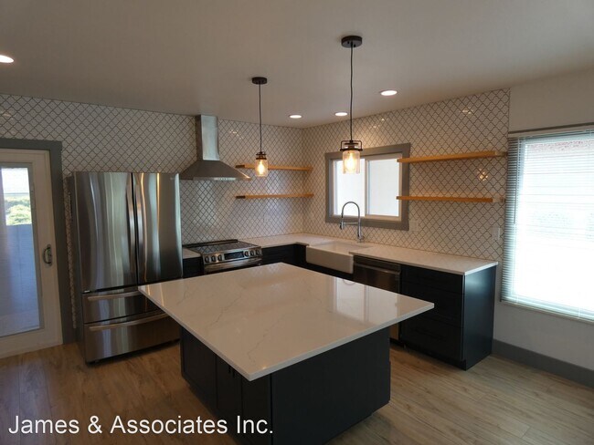 Building Photo - 3 br, 2 bath House - 319 - A E 6th Street